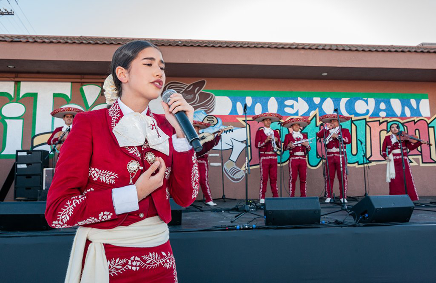 Musicians performing at Tito's Tacos